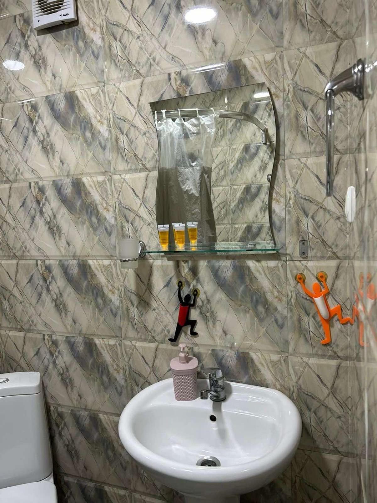 Mr Guest House Тбилиси Экстерьер фото